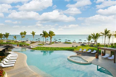 rosewood hotels & resorts.